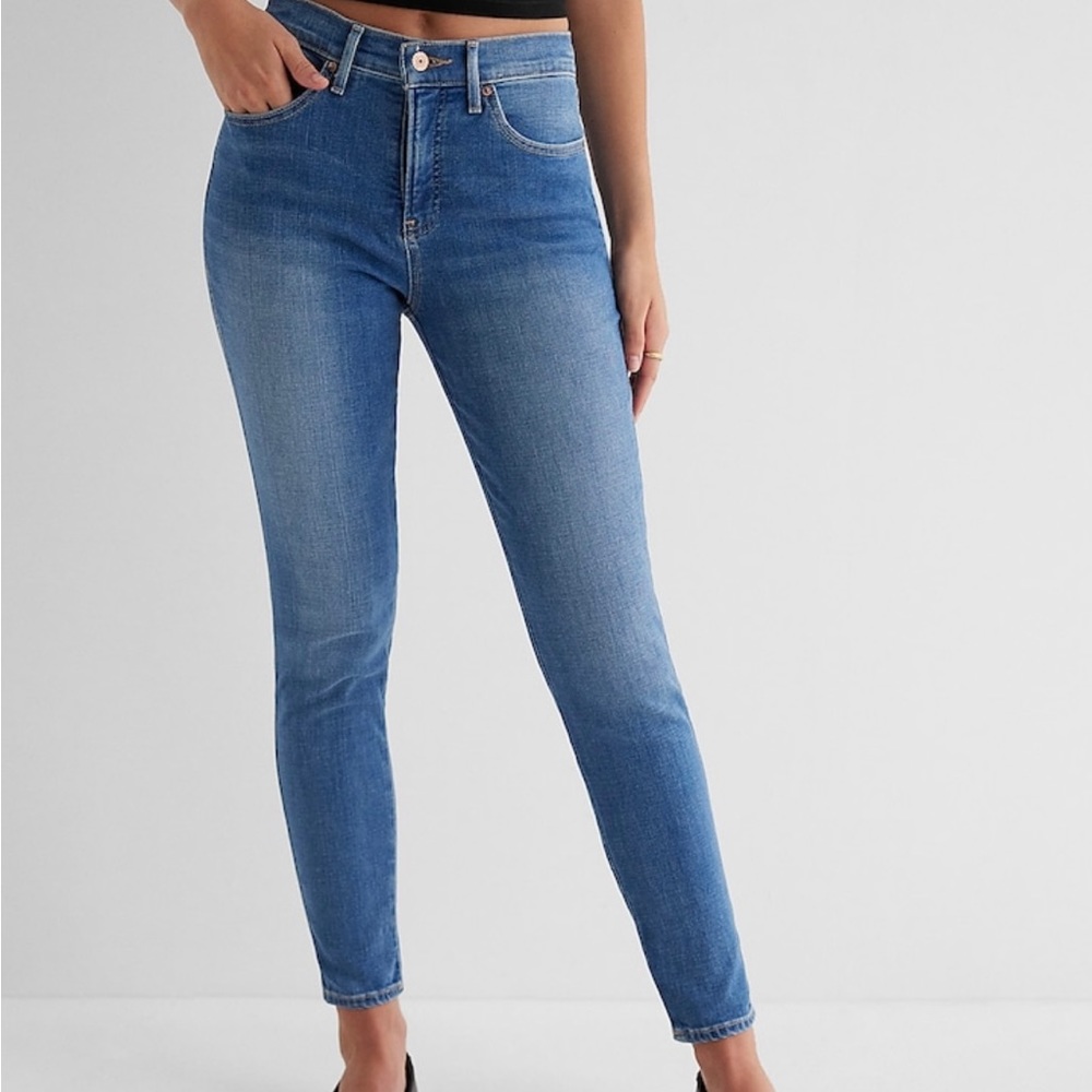 Express Mid Rise Skinny Jeans